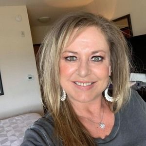 Meet your Posher, Cheri